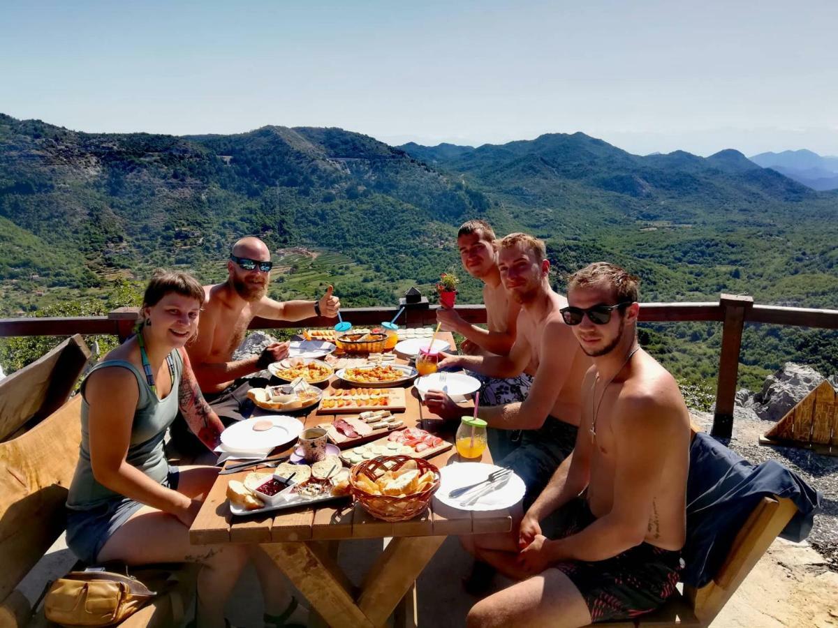 מלון סטינג'ה Camp Oaza,Lipa מראה חיצוני תמונה